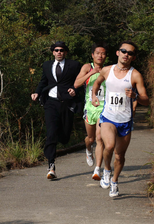 An Old School Runner Experiments with Minimalism