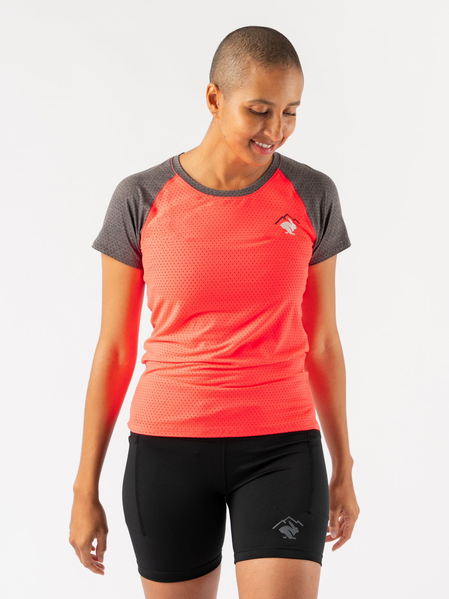 rabbit - EZ Tee Perf SS Trail - Fiery Coral - Women's