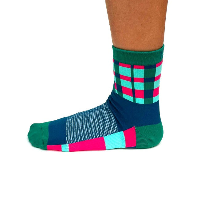 T8 - Mix Match Socks