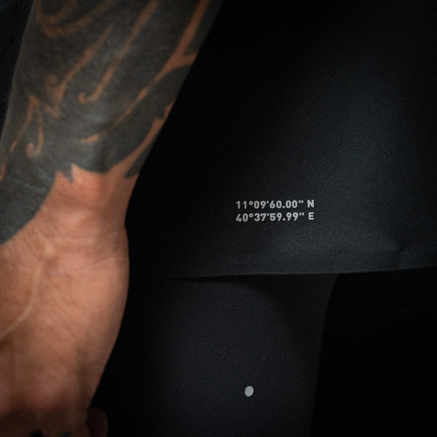 Atlas Collectif - Illumi Trax Running Tank - Black - Men's