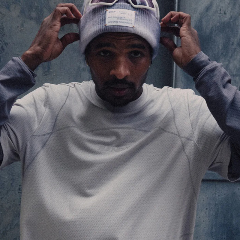 Bandit Running - Micromesh™ Reflecto Stitch™ Run Tee - Ash - Men's