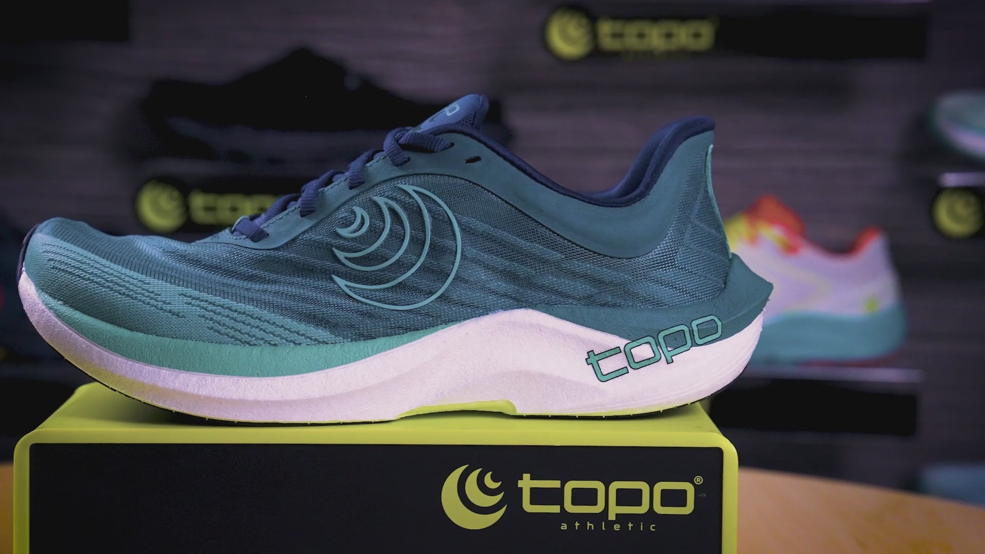 TOPO CYCLONE 2 青緑 スニーカー TOPO CYCLONE 2 青緑 スニーカー Women's Topo Cyclone 2 | Free