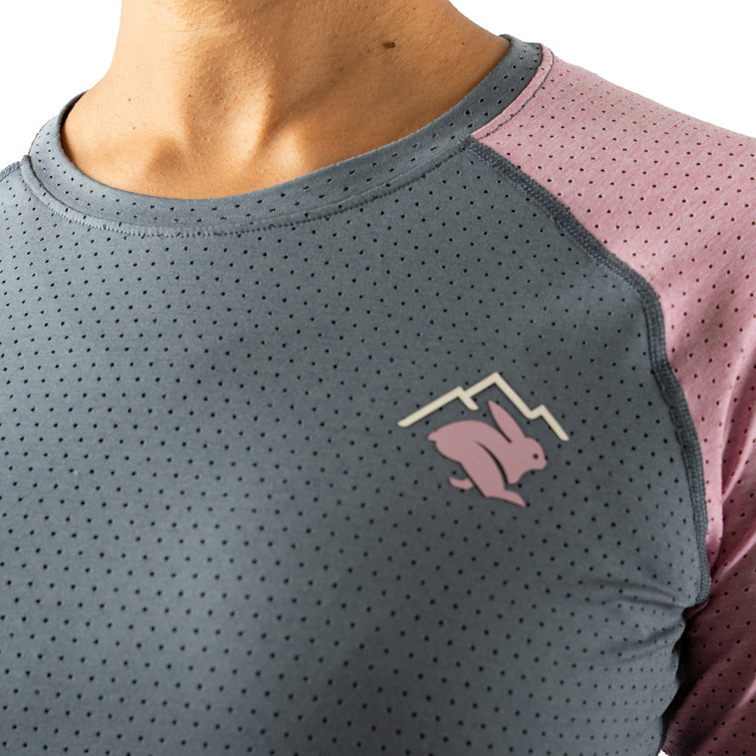 rabbit - EZ Tee Perf LS Trail - Stormy Weather - Women's