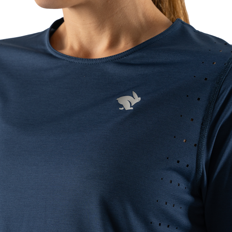 rabbit - Race Pace Tee LS - Dress Blues - Women's