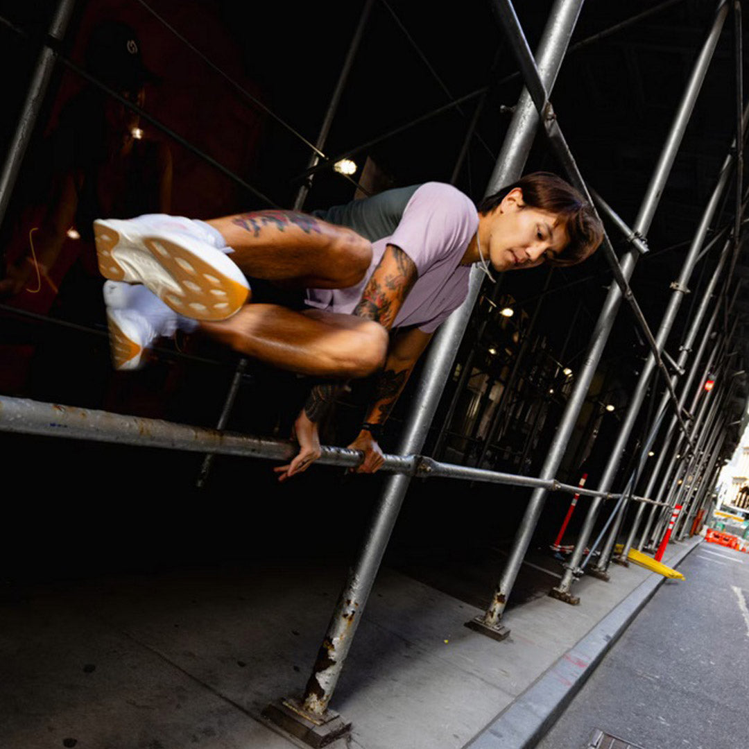 Topo Athletic - Cyclone 3  - Orange/Navy - Men's