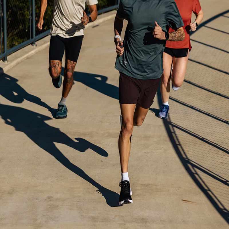 Topo Athletic - Phantom 4 - Khaki/White - Men's