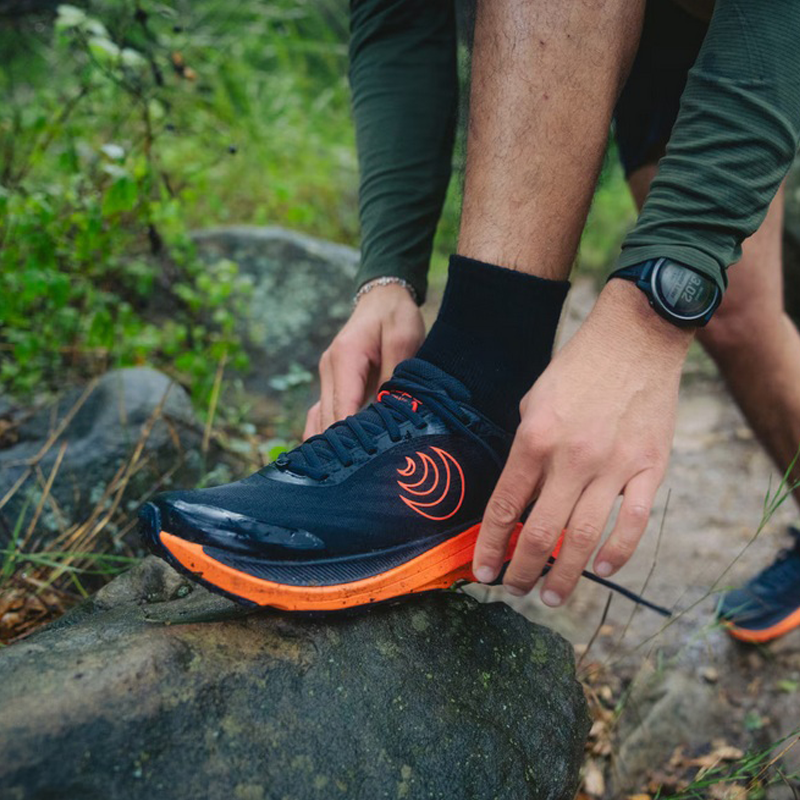 Topo Athletic - Ultraventure 4 - Black/Red - Men's